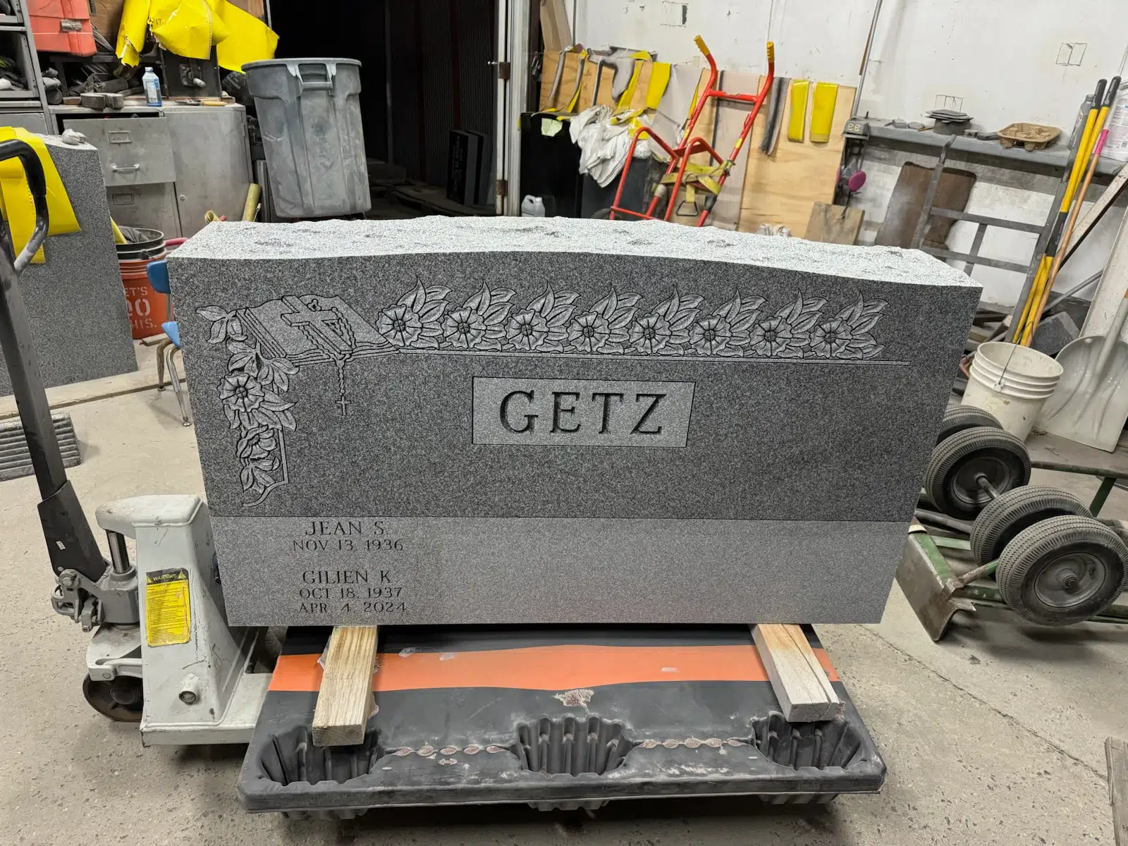 Granite Headstones Online hand-carved by Online Headstone Shop in NJ — image 5